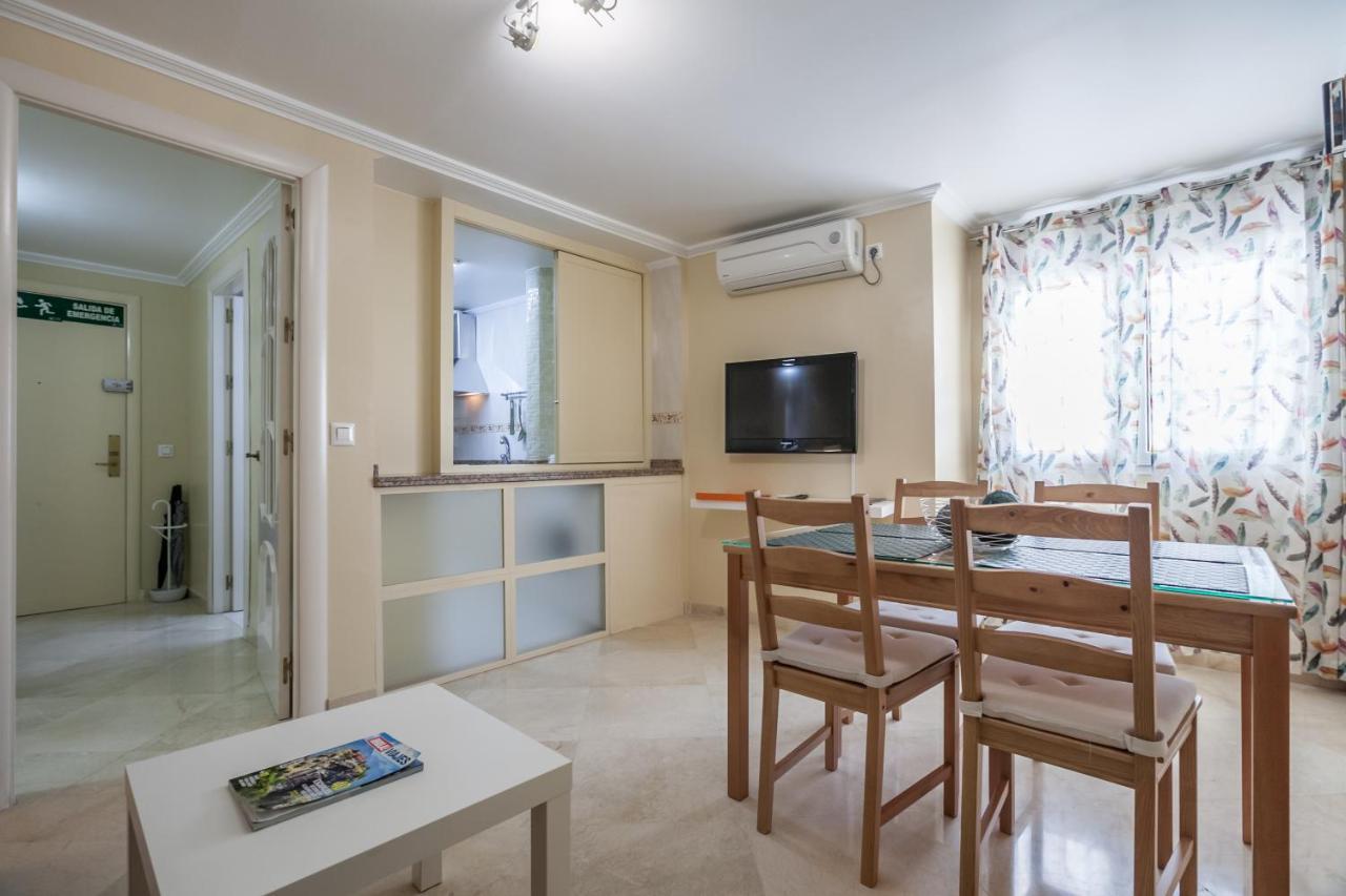 Acogedor Apartamento Junto A La Plaza Del Salvador セビリア エクステリア 写真